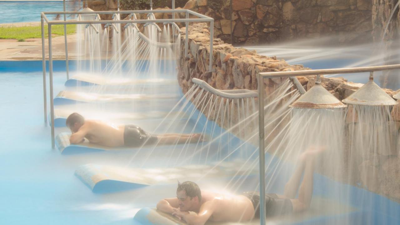 Hotel Jardines De Dayman Termas del Daymán エクステリア 写真